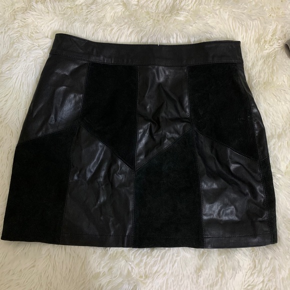 Leather Skirt - Picture 2 of 2
